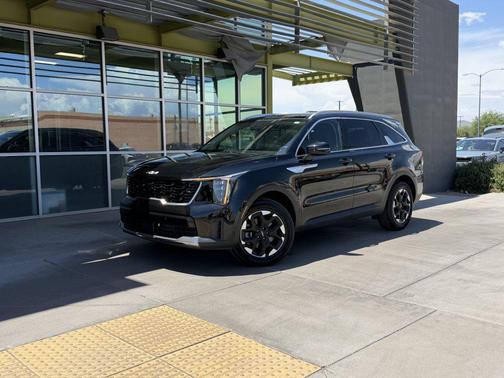 Ebony Black 2024 Kia Sorento S