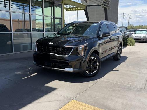 Ebony Black 2024 Kia Sorento S