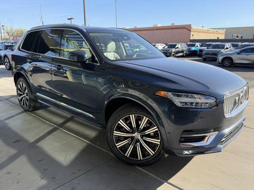 2023 Volvo XC90 B6 Plus 7-Seater