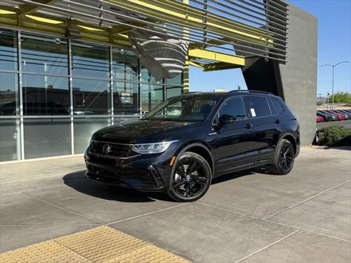 2024 Volkswagen Tiguan 2.0T SE R-Line Black