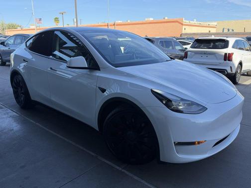2023 Tesla Model Y Performance Dual Motor All-Wheel Drive