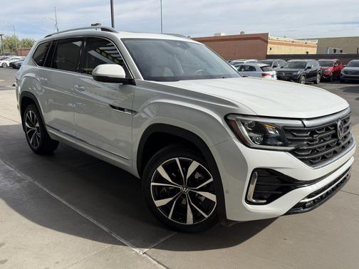 2024 Volkswagen Atlas 2.0T SEL Premium R-Line 4MOTION