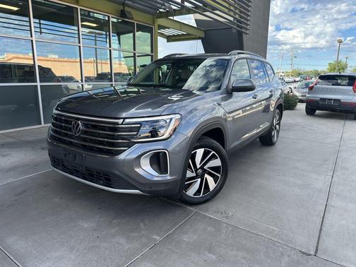 2024 Volkswagen Atlas 2.0T SE w/Technology 4MOTION