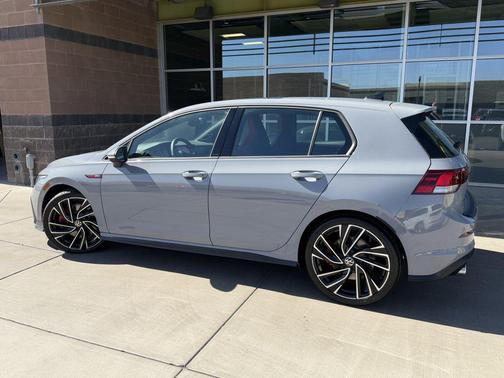 2024 Volkswagen Golf GTI 2.0T S DSG