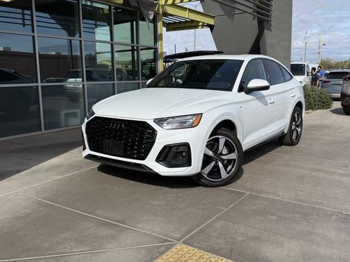 2023 Audi Q5 45 S line Premium Plus