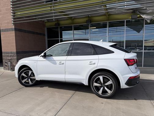 2023 Audi Q5 45 S line Premium Plus