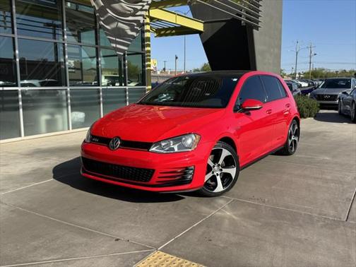 2016 Volkswagen Golf GTI 2.0T SE 4-Door