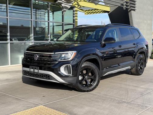 2024 Volkswagen Atlas 2.0T SE w/Technology 4MOTION