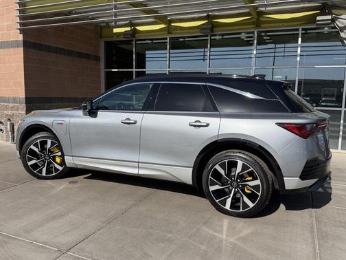 Mercury Silver Metallic 2024 Acura ZDX Type S Perf. Wheel & Tire