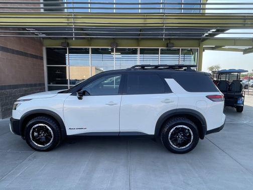 2024 Nissan Pathfinder Rock Creek 4WD