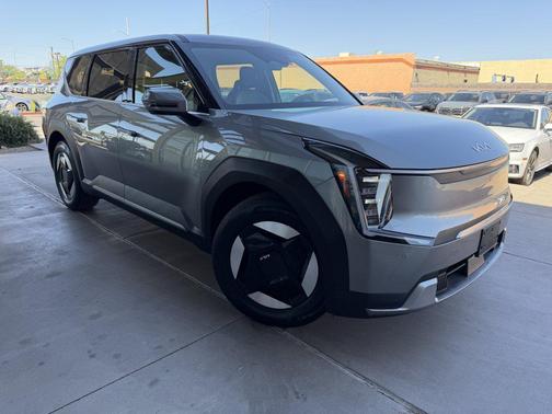 silver 2024 Kia EV9 Light Short Range