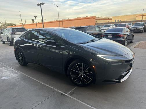 2024 Toyota Prius XLE