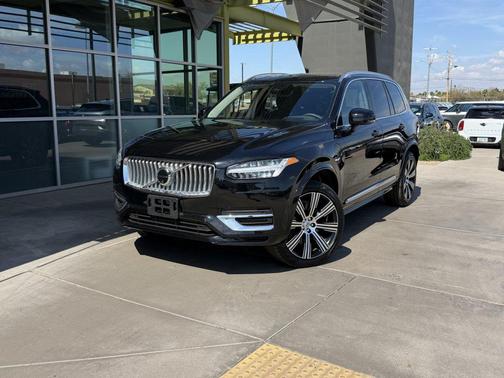 Onyx Black Metallic 2025 Volvo XC90 Plug-In Hybrid T8 Ultra 7-Seater