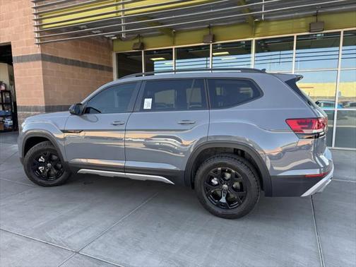 2024 Volkswagen Atlas 2.0T SE w/Technology 4MOTION