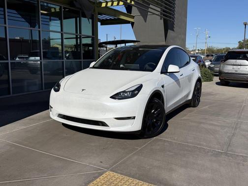 2023 Tesla Model Y Long Range Dual Motor All-Wheel Drive