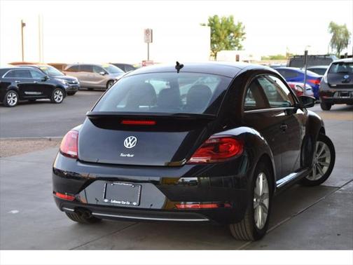 2018 Volkswagen Beetle 2.0T SE
