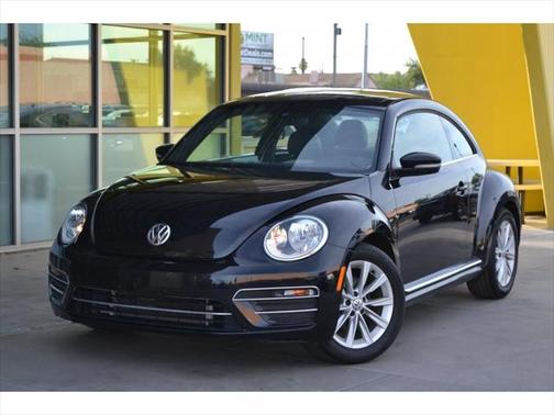 2018 Volkswagen Beetle 2.0T SE
