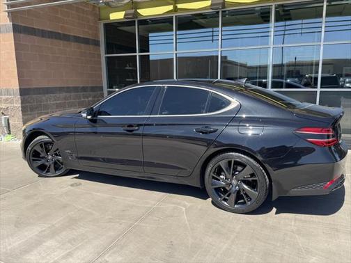 2023 Genesis G70 2.0T RWD