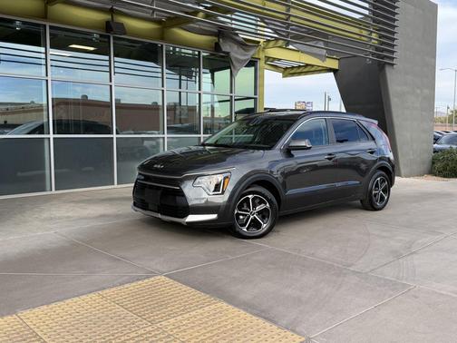 2024 Kia Niro Plug-In Hybrid EX