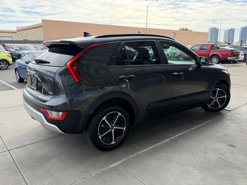 2024 Kia Niro Plug-In Hybrid EX