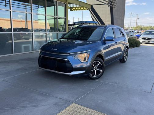 2024 Kia Niro EX