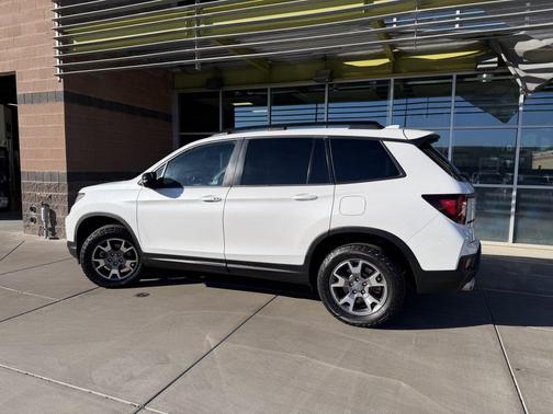 2023 Honda Passport AWD TrailSport