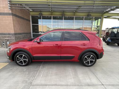 2023 Kia Niro EX