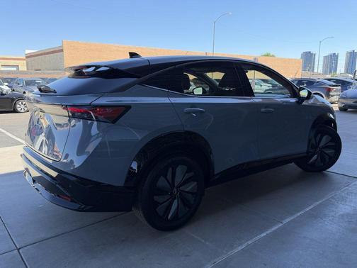 2025 Nissan ARIYA EVOLVE+
