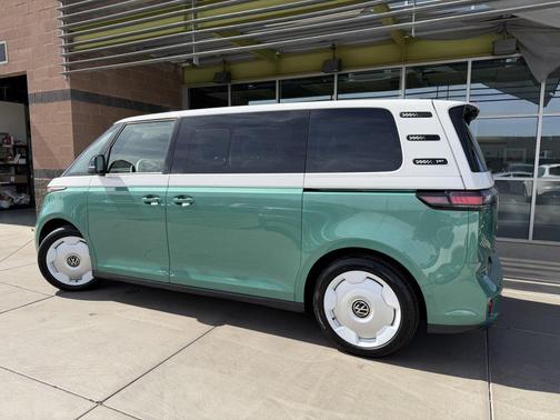 2025 Volkswagen ID. Buzz 1st Edition with 4MOTION