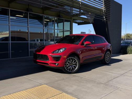 2018 Porsche Macan S
