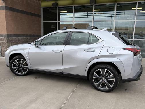 2025 Lexus UX 300h Base