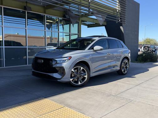 2024 Audi Q4 e-tron Premium 55 quattro