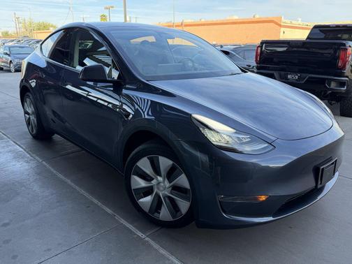 2023 Tesla Model Y Long Range Dual Motor All-Wheel Drive