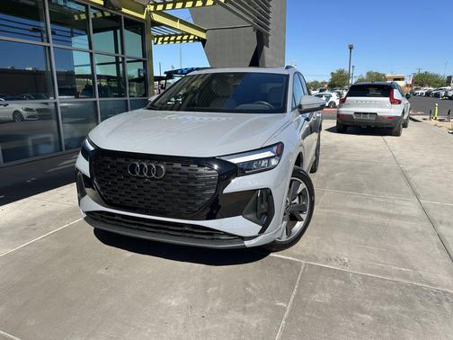 2024 Audi Q4 e-tron Premium 50 quattro