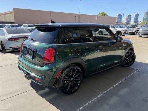 British Racing Green Metallic 2019 MINI Hardtop Cooper S
