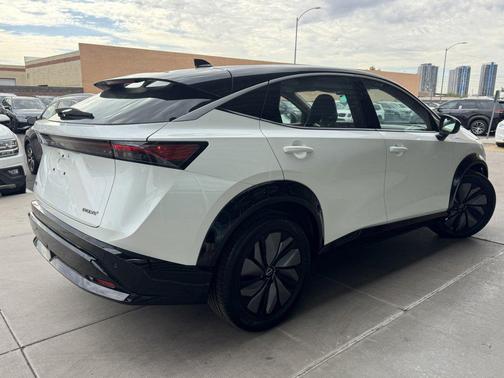 2024 Nissan ARIYA EVOLVE+