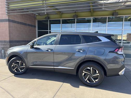 2023 Kia Sportage Hybrid LX