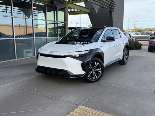 2024 Toyota bZ4X XLE