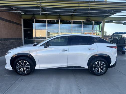 2024 Lexus RZ 450e RZ 450e Premium