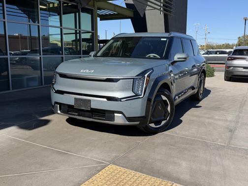 2024 Kia EV9 Land