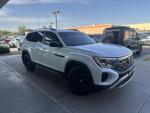 2024 Volkswagen Atlas 2.0T SEL