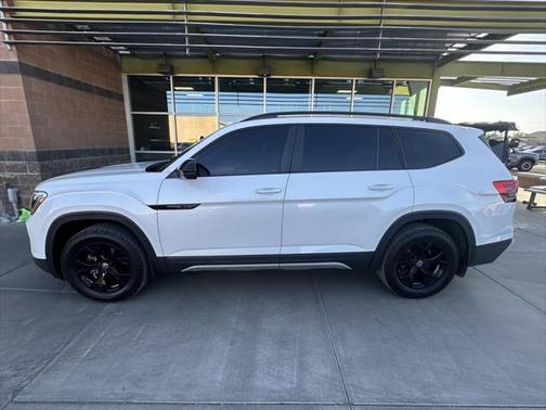 2024 Volkswagen Atlas 2.0T SEL