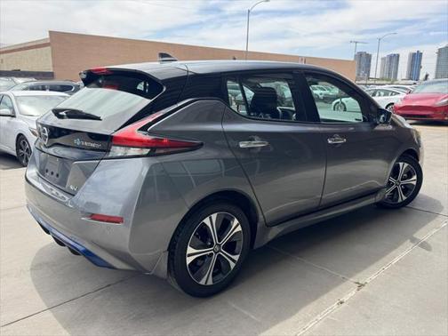2022 Nissan Leaf SV 40 kWh