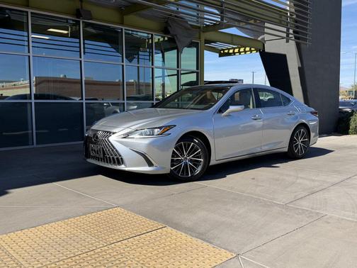 2025 Lexus ES 350 Base