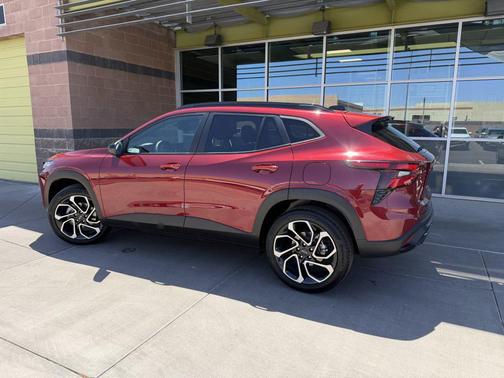 Crimson Metallic 2024 Chevrolet Trax FWD 2RS