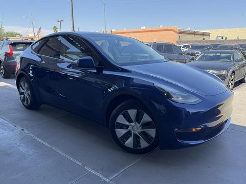 2023 Tesla Model Y Long Range Dual Motor All-Wheel Drive