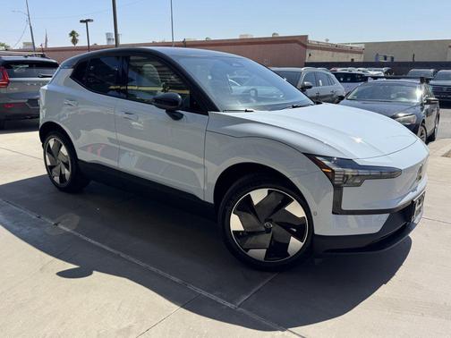 2025 Volvo EX30 Twin Motor Ultra