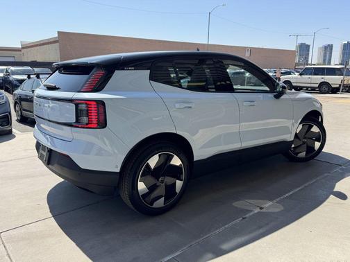 2025 Volvo EX30 Twin Motor Ultra