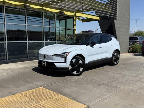 2025 Volvo EX30 Twin Motor Ultra