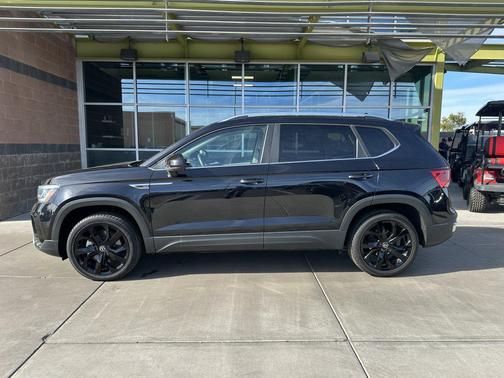 2022 Volkswagen Taos 1.5T SEL